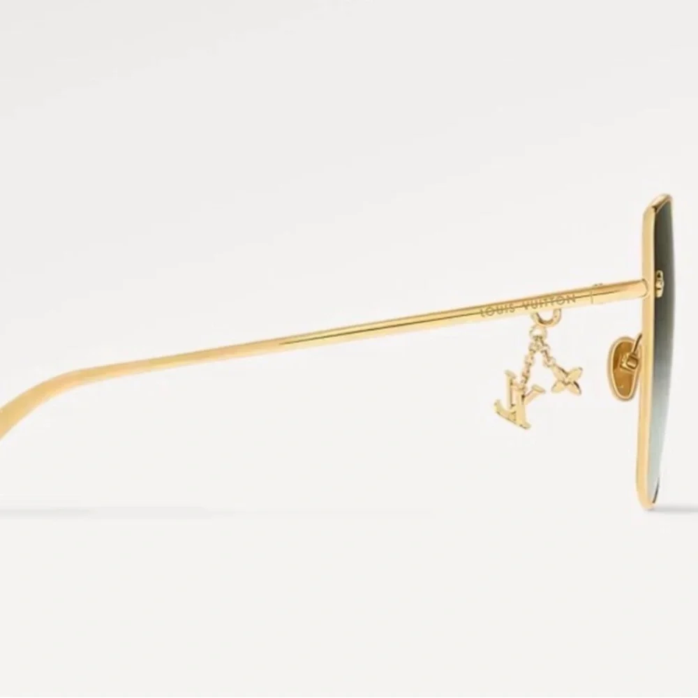 Louis Vuitton Charm Cat Eye Sunglasses - Picture 5 of 6